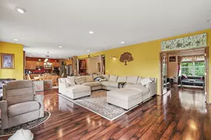 6452 Pheasant Hills Dr, Hugo, MN 55038 - Photo 3
