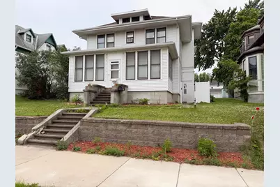 422 S Broadway Street, New Ulm, MN 56073 - Photo 1
