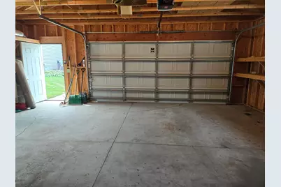 2011 Northwood Drive, North Saint Paul, MN 55109 - Photo 43
