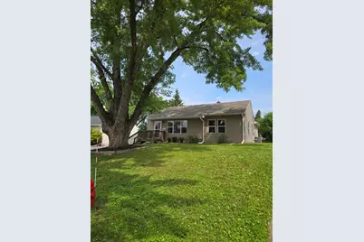 2011 Northwood Drive, North Saint Paul, MN 55109 - Photo 47