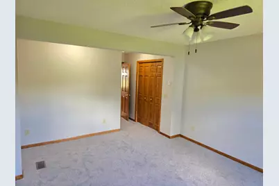 2011 Northwood Drive, North Saint Paul, MN 55109 - Photo 29