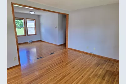 2011 Northwood Drive, North Saint Paul, MN 55109 - Photo 29