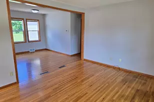 2011 Northwood Dr, North Saint Paul, MN 55109 - Photo 29
