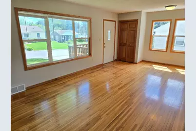 2011 Northwood Drive, North Saint Paul, MN 55109 - Photo 23