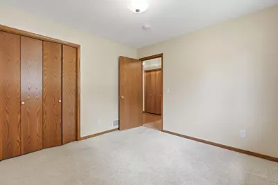 724 Victoria Court, Stillwater, MN 55082 - Photo 7