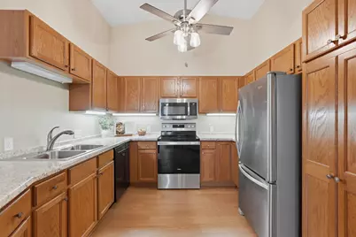 724 Victoria Court, Stillwater, MN 55082 - Photo 9