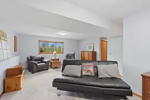 483 Prairie Ln, Hudson, WI 54016 - Photo 15