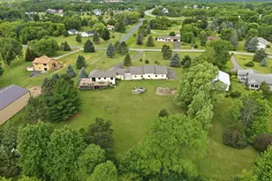 483 Prairie Ln, Hudson, WI 54016 - Photo 25