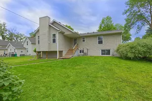 621 2nd St S, Winsted, MN 55395 - Photo 41