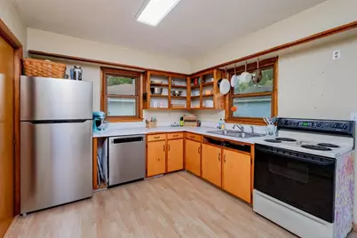 808 15th Street N, Moorhead, MN 56560 - Photo 5