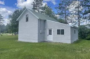 111 NW 1st Ave NW, Verndale, MN 56481 - Photo 1