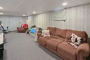 313 Hollett St, Tracy, MN 56175 - Photo 29
