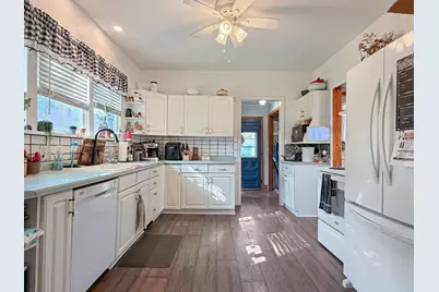 313 Hollett Street, Tracy, MN 56175 - Photo 17