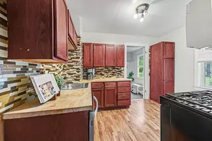 956 Juno Ave, Saint Paul, MN 55102 - Photo 11