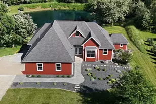 75184 118th Ave, Blooming Prairie, MN 55917 - Photo 1