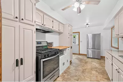 3249 Scott Avenue N, Golden Valley, MN 55422 - Photo 7
