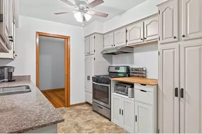 3249 Scott Avenue N, Golden Valley, MN 55422 - Photo 11
