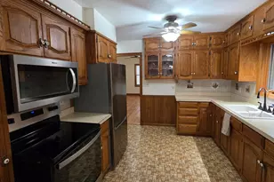 806 Lincoln Ave, Albert Lea, MN 56007 - Photo 9