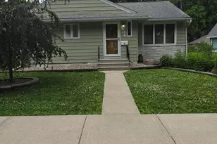 806 Lincoln Ave, Albert Lea, MN 56007 - Photo 1