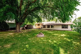 606 Birch Ln, Moorhead, MN 56560 - Photo 41