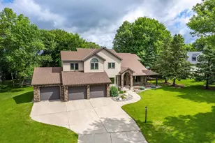 1098 Westside Dr, Fergus Falls, MN 56537 - Photo 1