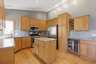 10014 Hidden Oaks Ln N, Champlin, MN 55316 - Photo 11