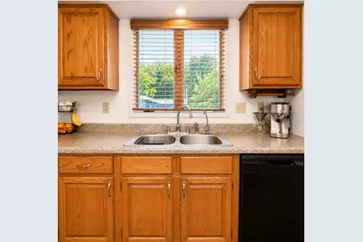 2298 Brooks Avenue, Red Wing, MN 55066 - Photo 9