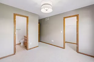 27125 Marsh Pointe Ct, Shorewood, MN 55331 - Photo 41