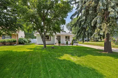 2812 30th Avenue NE, Saint Anthony, MN 55418 - Photo 3