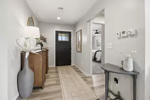126 Detroit Ave SE, Hutchinson, MN 55350 - Photo 11