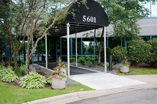 5601 Smetana Dr, Minnetonka, MN 55343 - Photo 23