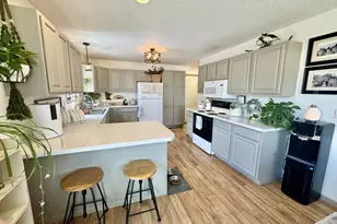 208 Jacobs Way NE, Bemidji, MN 56601 - Photo 5