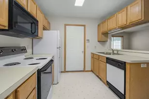 1866 Buckley Bay, Eagan, MN 55122 - Photo 15