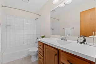 2457 Broadway Ave S, Rochester, MN 55904 - Photo 17