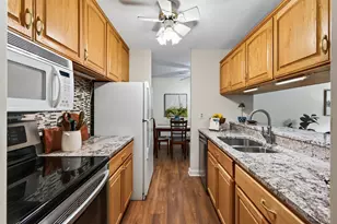 2800 Hamline Ave N, Roseville, MN 55113 - Photo 9