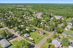 1824 N 53rd St, Superior, WI 54880 - Photo 3