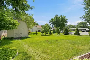 7529 Immanuel Ave S, Cottage Grove, MN 55016 - Photo 13