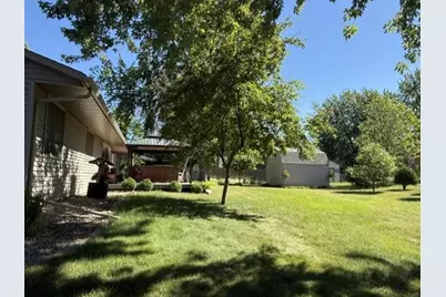 7529 Immanuel Avenue S, Cottage Grove, MN 55016 - Photo 3