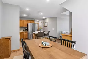 2331 Oakridge Cir, Hudson, WI 54016 - Photo 21
