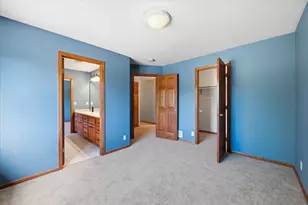 5900 Otter Ridge Cir, White Bear Lake, MN 55110 - Photo 27
