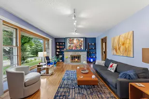 100 Turnpike Rd, Golden Valley, MN 55416 - Photo 9