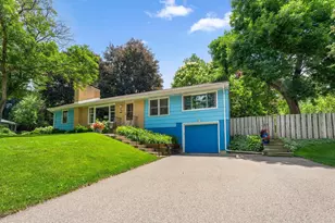 100 Turnpike Rd, Golden Valley, MN 55416 - Photo 3