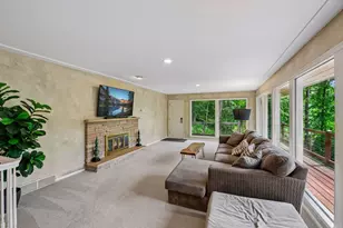12001 Hilloway Rd W, Minnetonka, MN 55305 - Photo 9