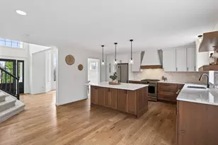 13316 Commonwealth Dr, Burnsville, MN 55337 - Photo 17