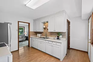 4617 Sumter Ave N, New Hope, MN 55428 - Photo 7