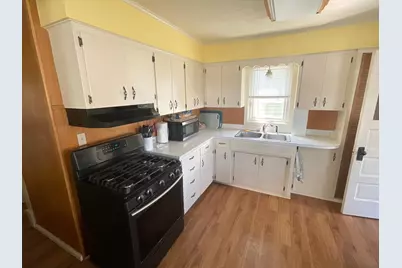 604 8th Avenue NW, Austin, MN 55912 - Photo 9
