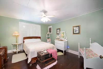 126 Minnesota Avenue E, Minnesota Lake, MN 56068 - Photo 17