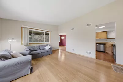 5591 Donegal Drive, Shoreview, MN 55126 - Photo 7