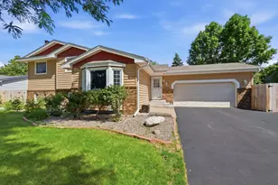 1725 129th Ln NW, Coon Rapids, MN 55448 - Photo 3