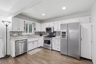 1725 129th Ln NW, Coon Rapids, MN 55448 - Photo 9